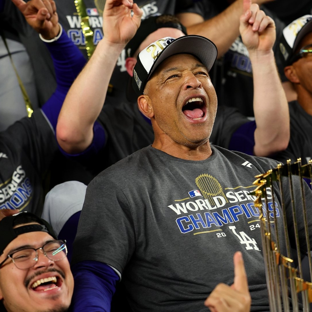 Dave Roberts celebrating the title