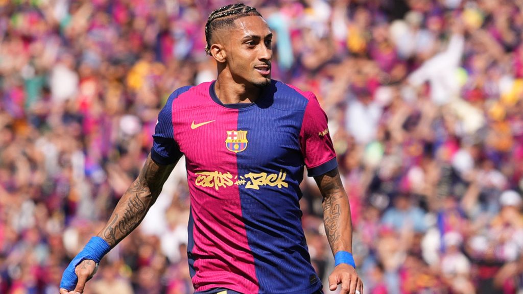 Raphinha celebrating against Real Madrid